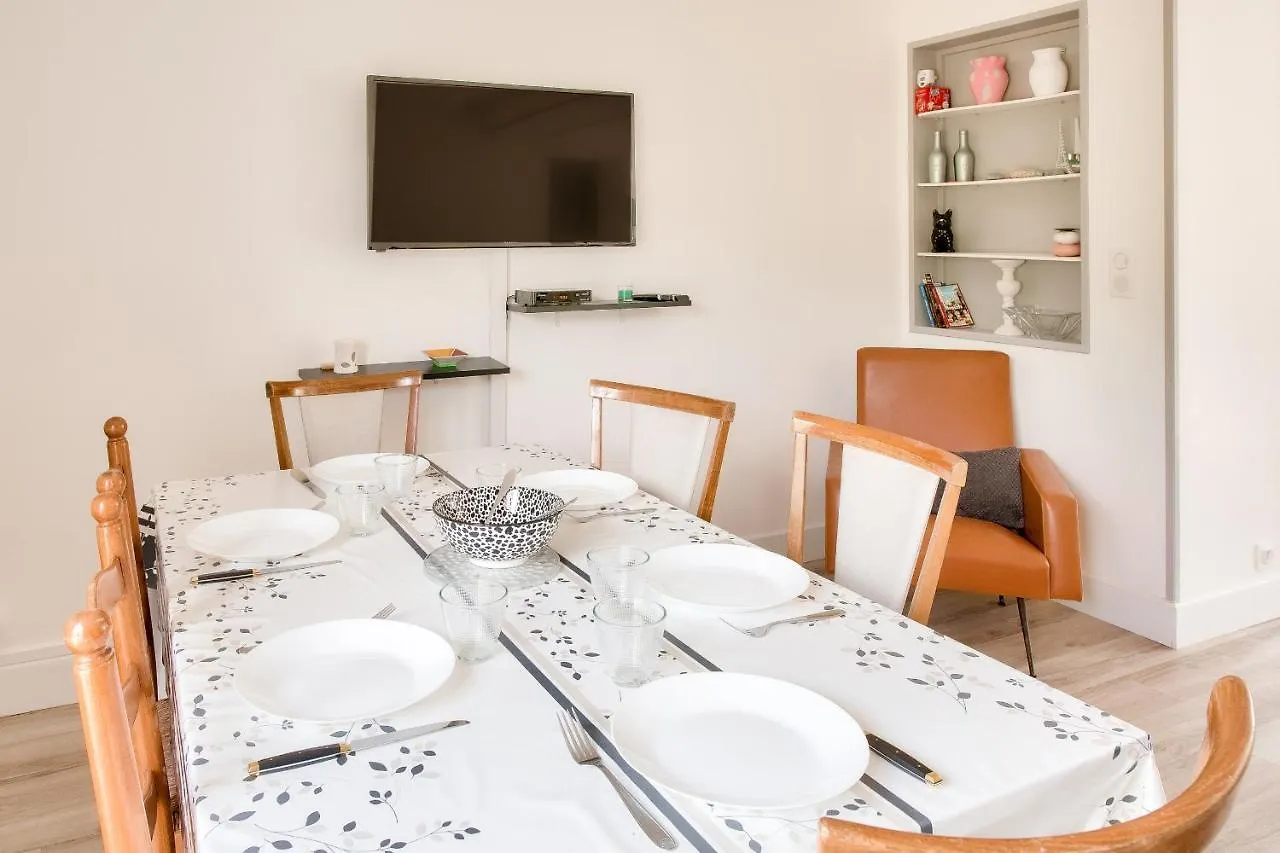 Holiday home Grands Espaces A Plovan - 8 Personnes